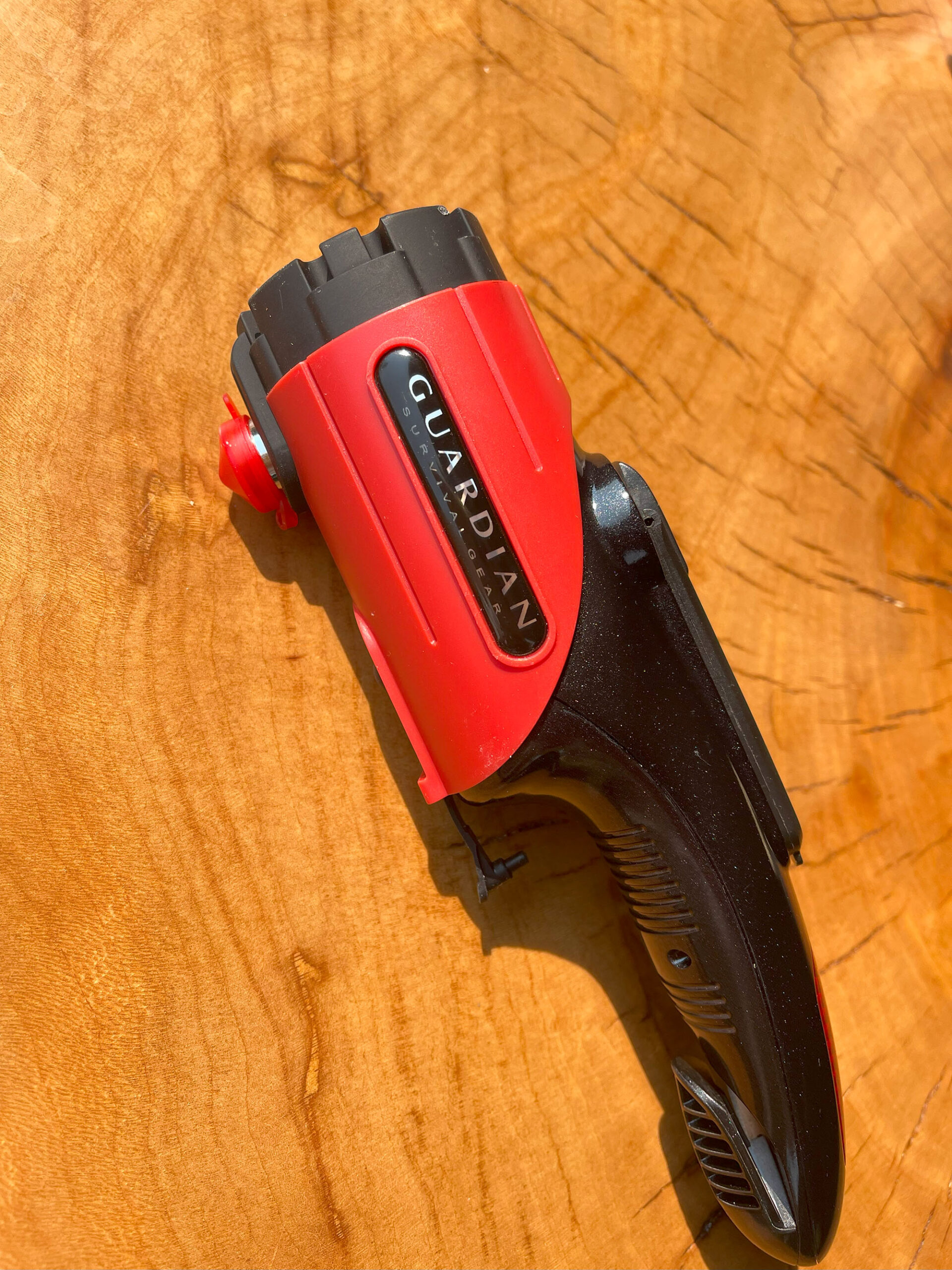 Auto Guardian Multi-Function Vehicle Flashlight - Image 3